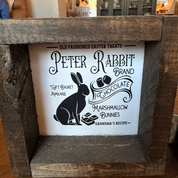 Rustic Rabbit-Themed Wooden Frame Set - Picture 4 of 6